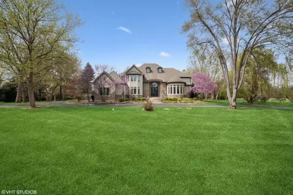 Wayne, IL 60184,32W634 Oak Lawn Farm RD