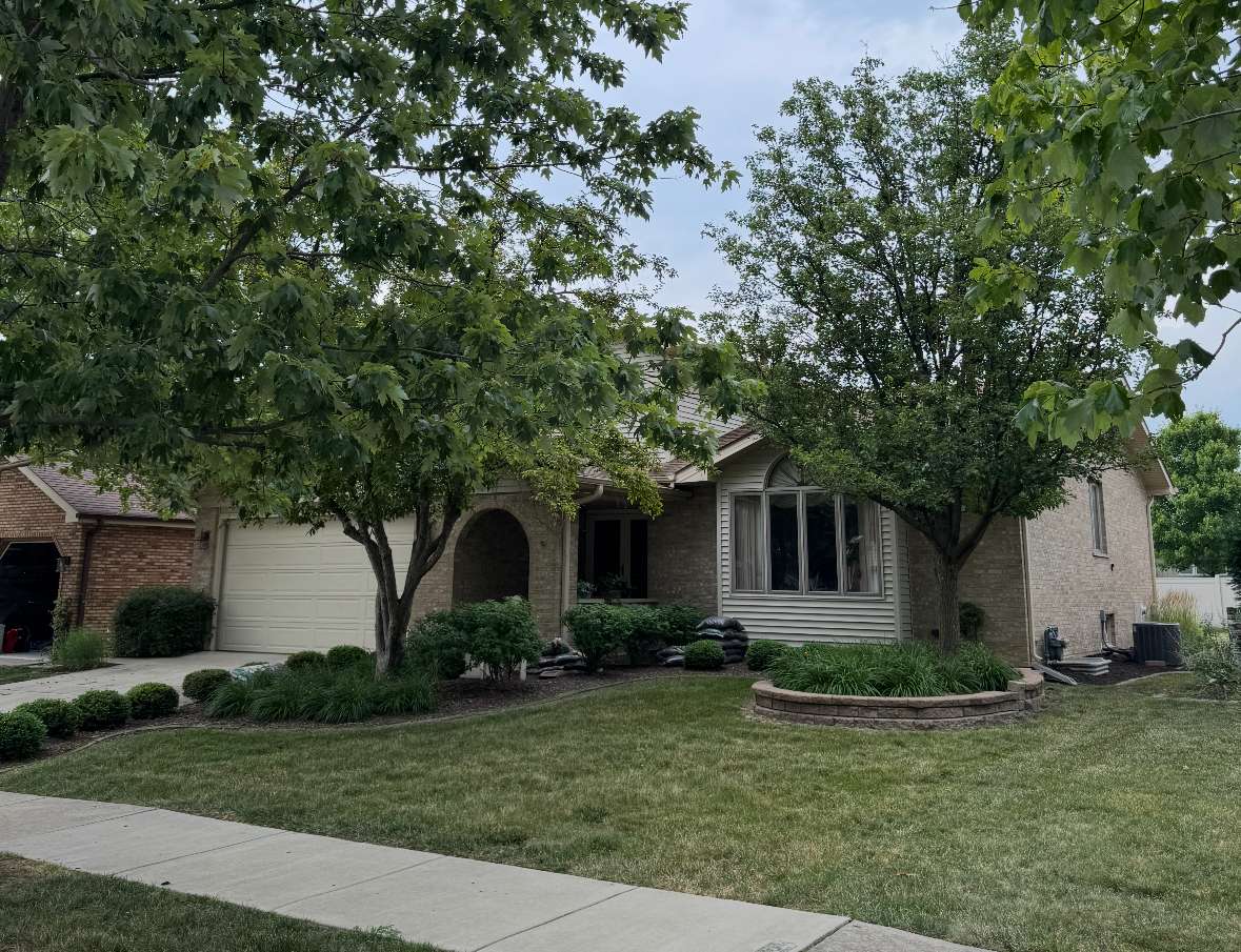 17081 BONNIE TRAIL WEST, Oak Forest, IL 60452