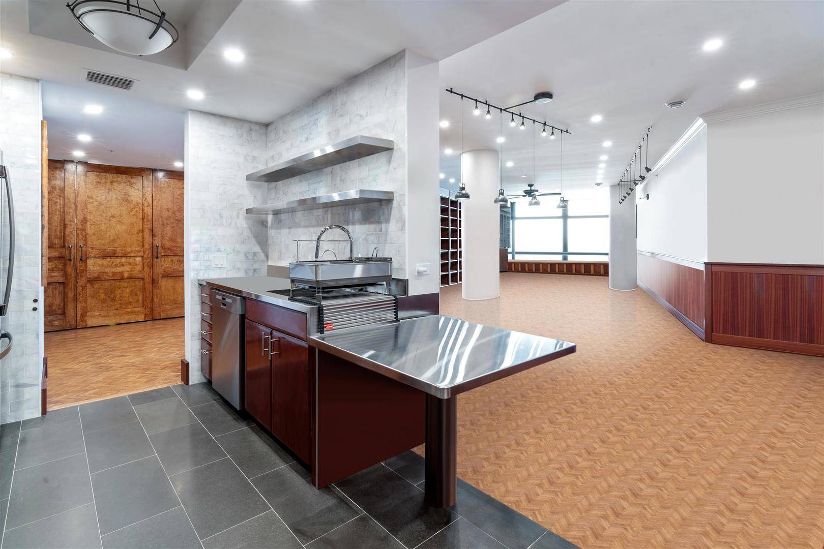 Chicago, IL 60611,680 N Lake Shore DR #1103