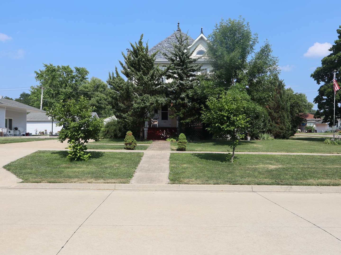 Wenona, IL 61377,303 N Walnut ST
