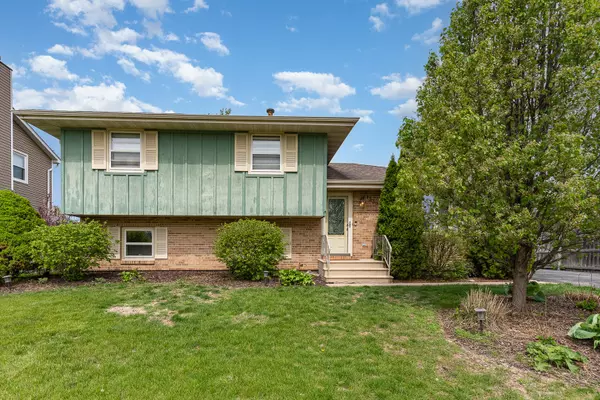 1339 Addleman ST, Joliet, IL 60431