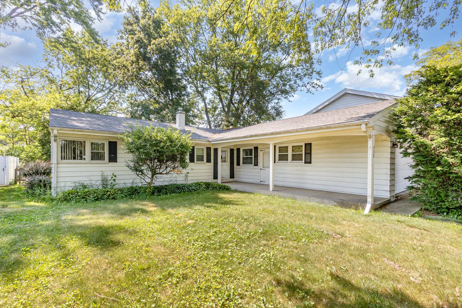 712 Central Park AVE, Flossmoor, IL 60422