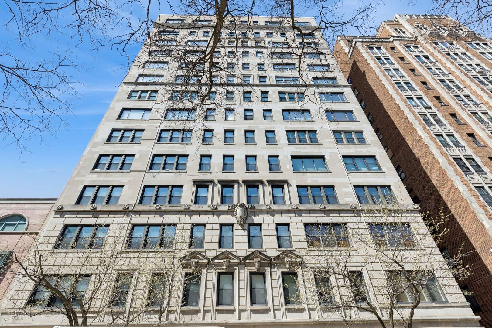 2912 N Commonwealth AVE #10CD, Chicago, IL 60657