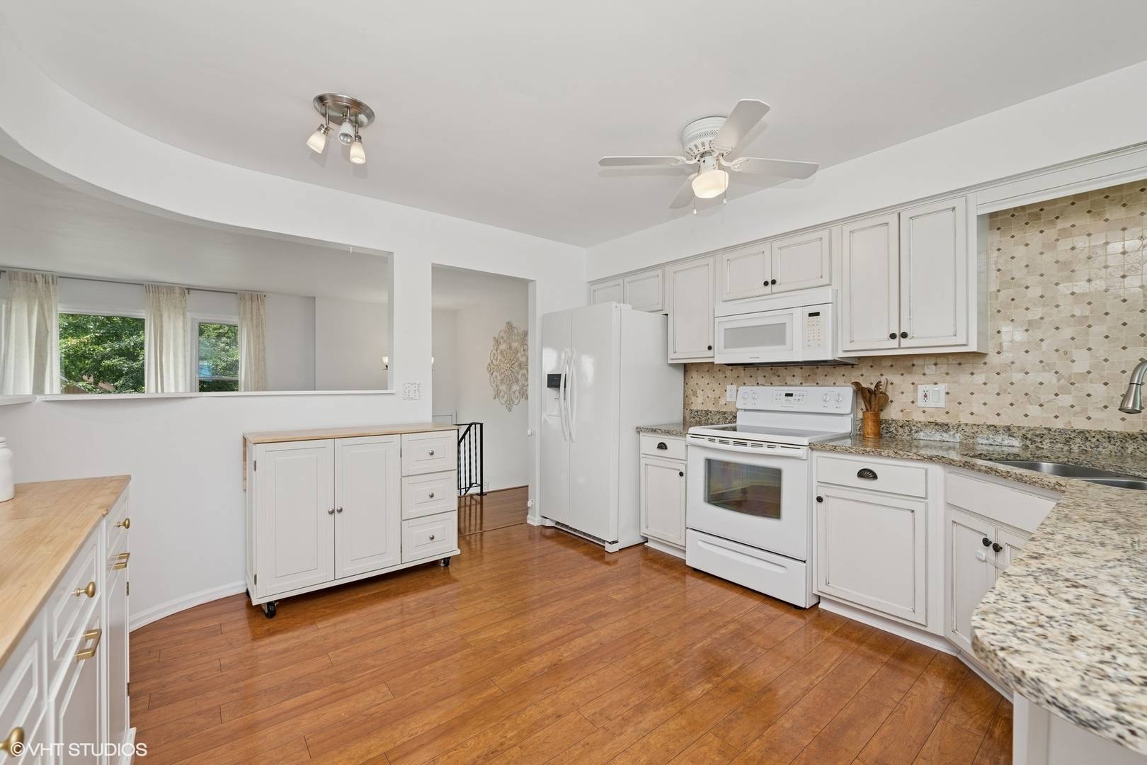 Cary, IL 60013,505 Crest DR