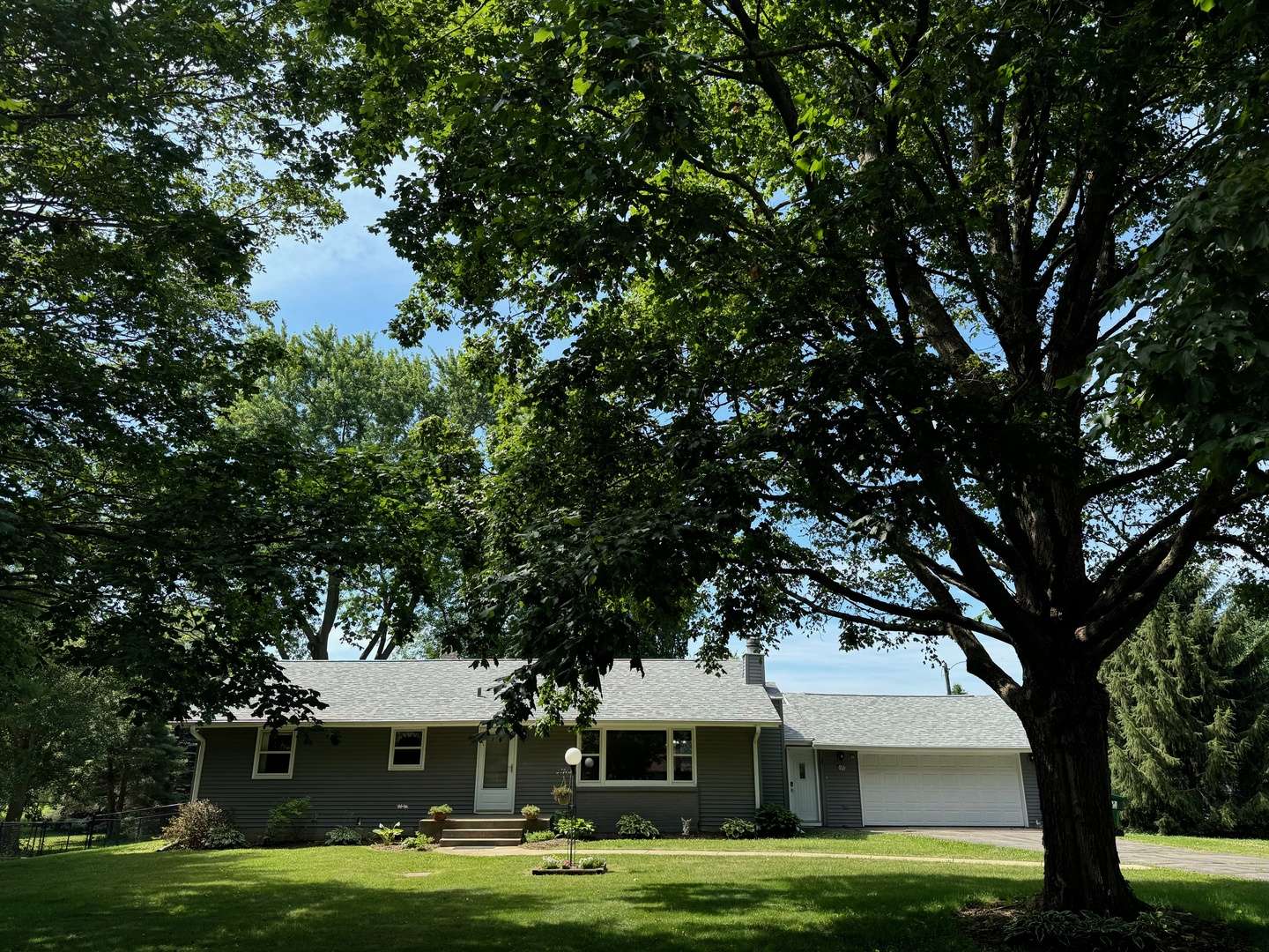 1536 Marberly DR, Rockford, IL 61103