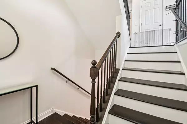 Naperville, IL 60540,2903 Henley LN