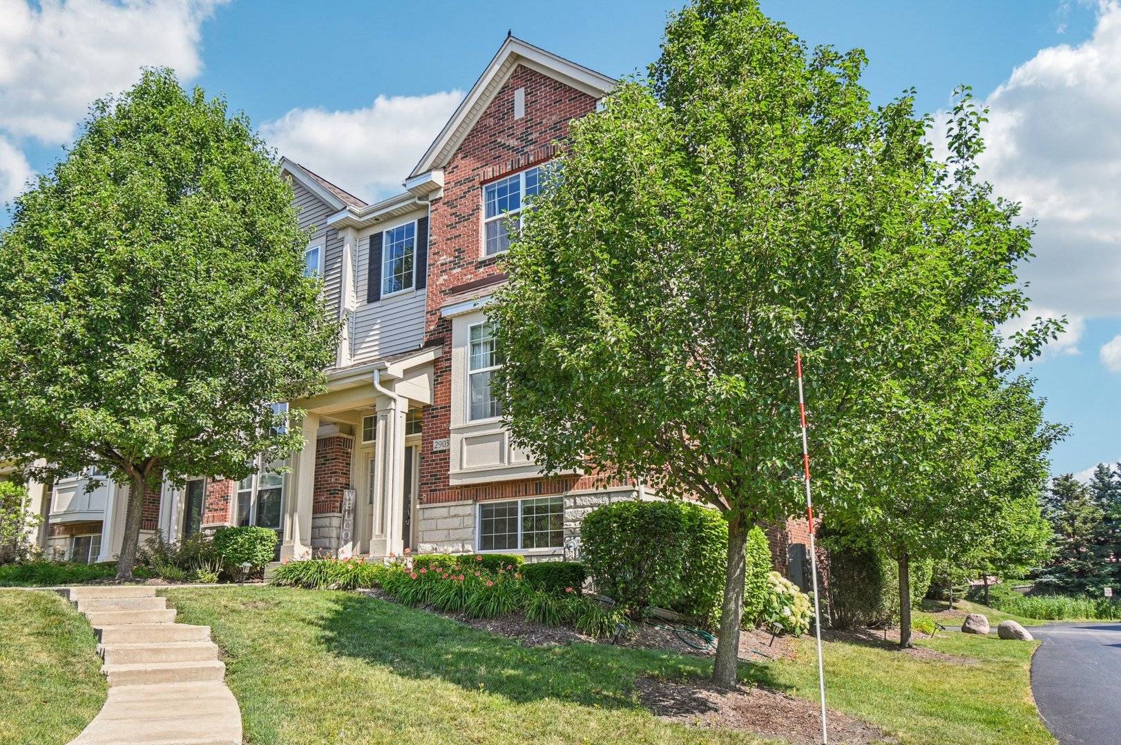 Naperville, IL 60540,2903 Henley LN