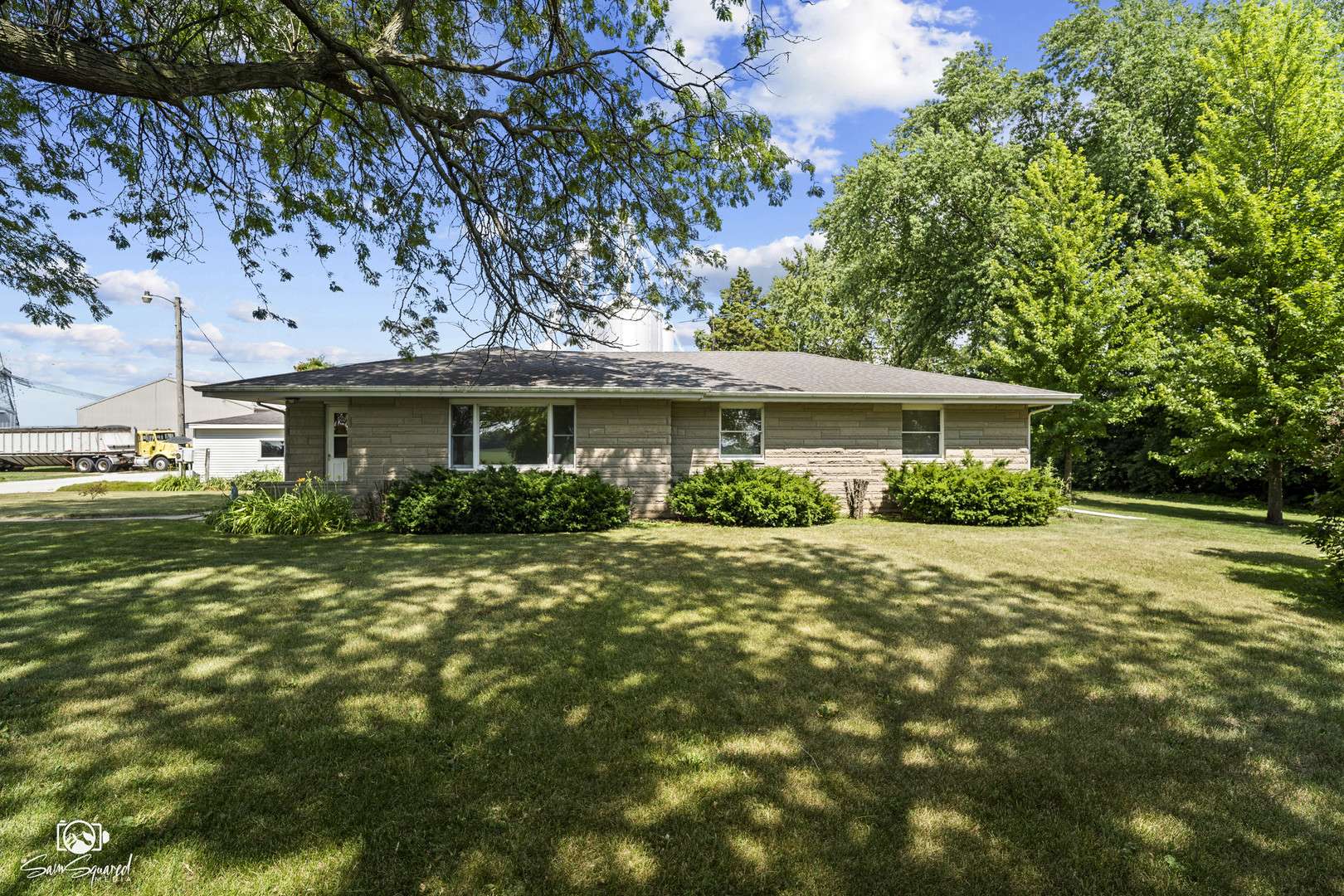29221 S Elevator RD, Manhattan, IL 60442