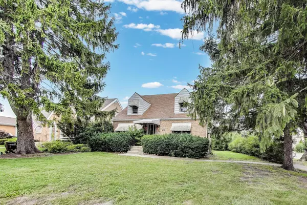 Niles, IL 60714,7232 W Oakton ST