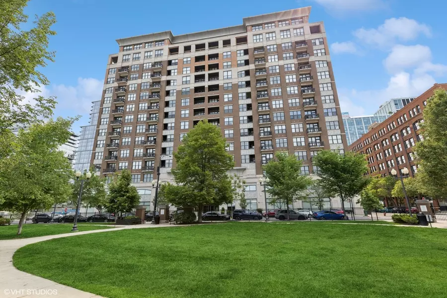 849 N Franklin ST #618, Chicago, IL 60610