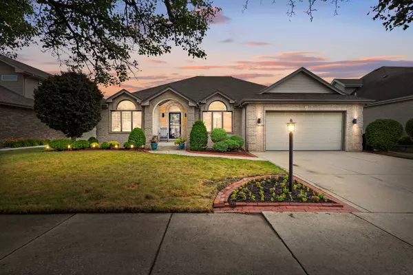 18049 Brittany LN, Lansing, IL 60438