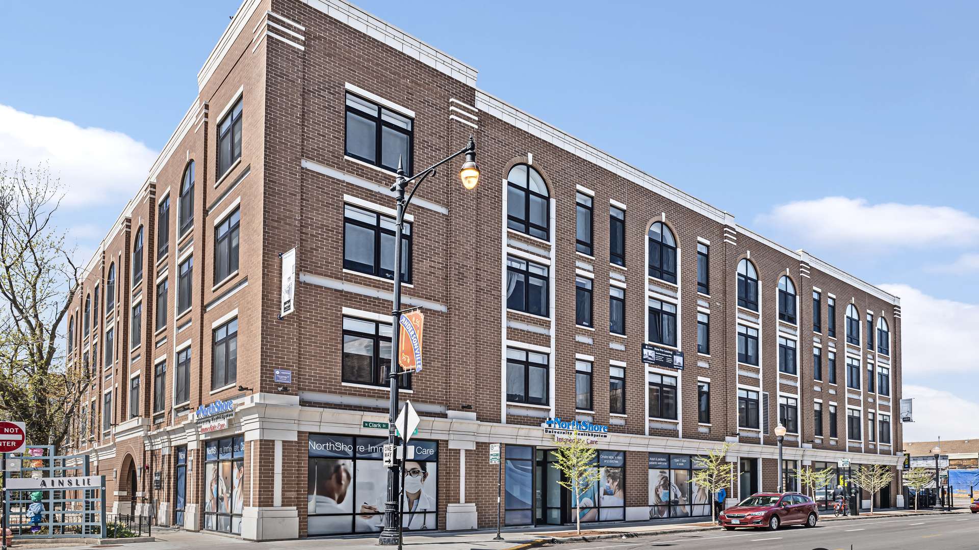 1502 W Ainslie ST #207, Chicago, IL 60640