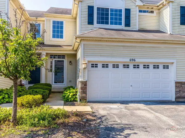 Round Lake, IL 60073,696 S Jade LN