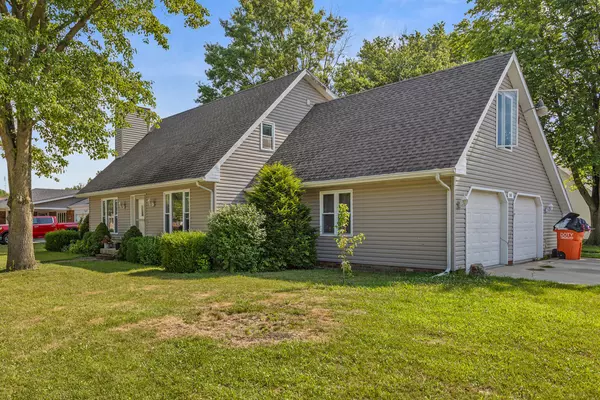 Arthur, IL 61911,101 Carriage CT