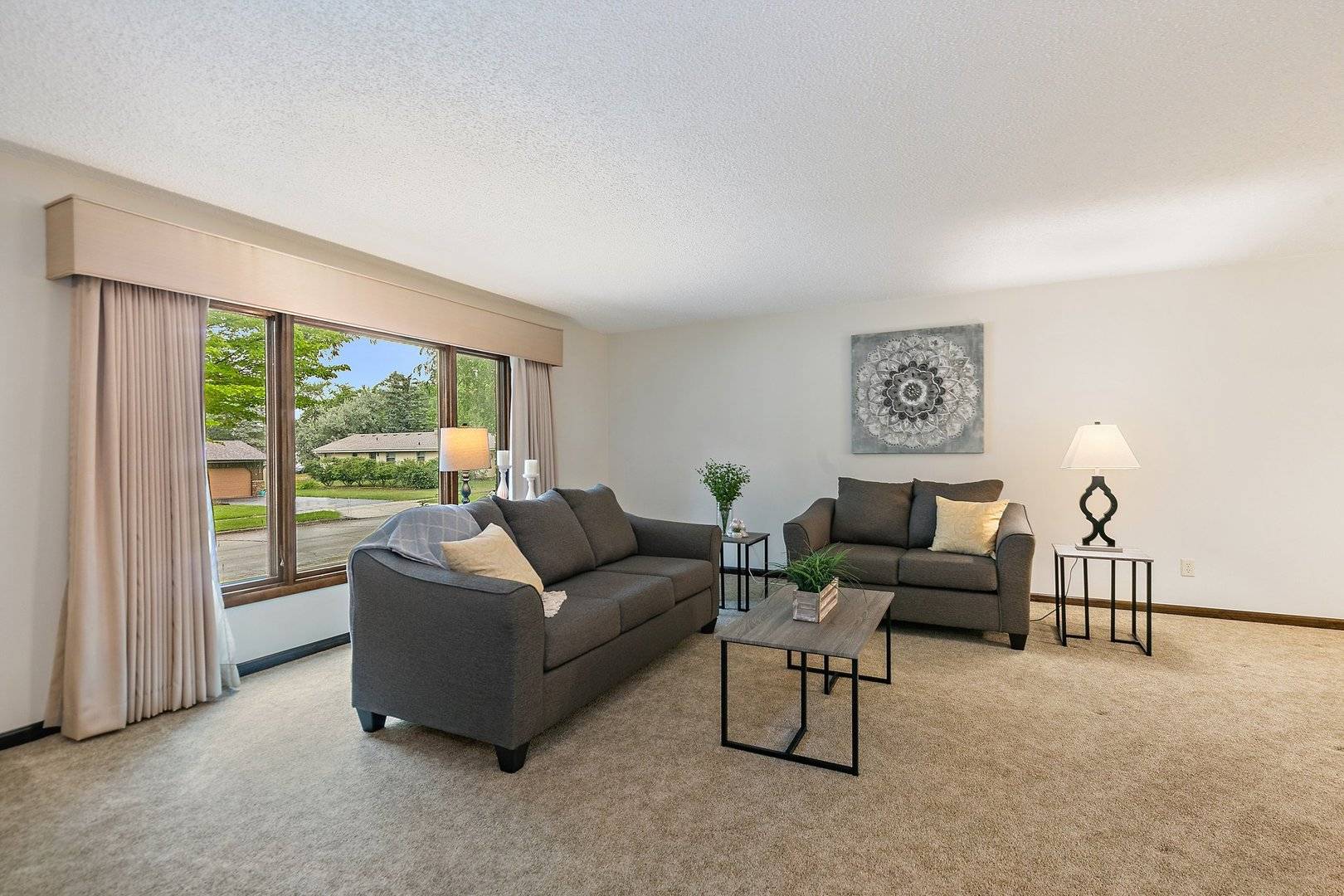 Dekalb, IL 60115,1622 Pickwick LN