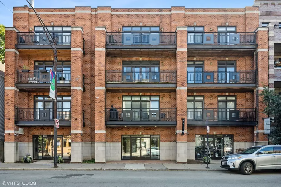 2107 W Belmont AVE #2C, Chicago, IL 60618