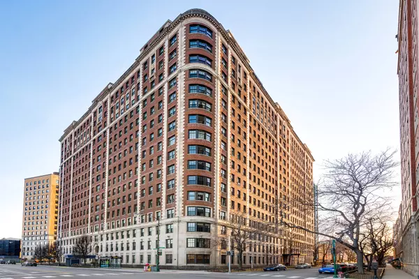 3750 N Lake Shore DR #16H, Chicago, IL 60613