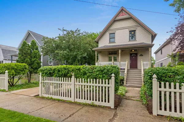 4317 N Kenneth AVE, Chicago, IL 60641