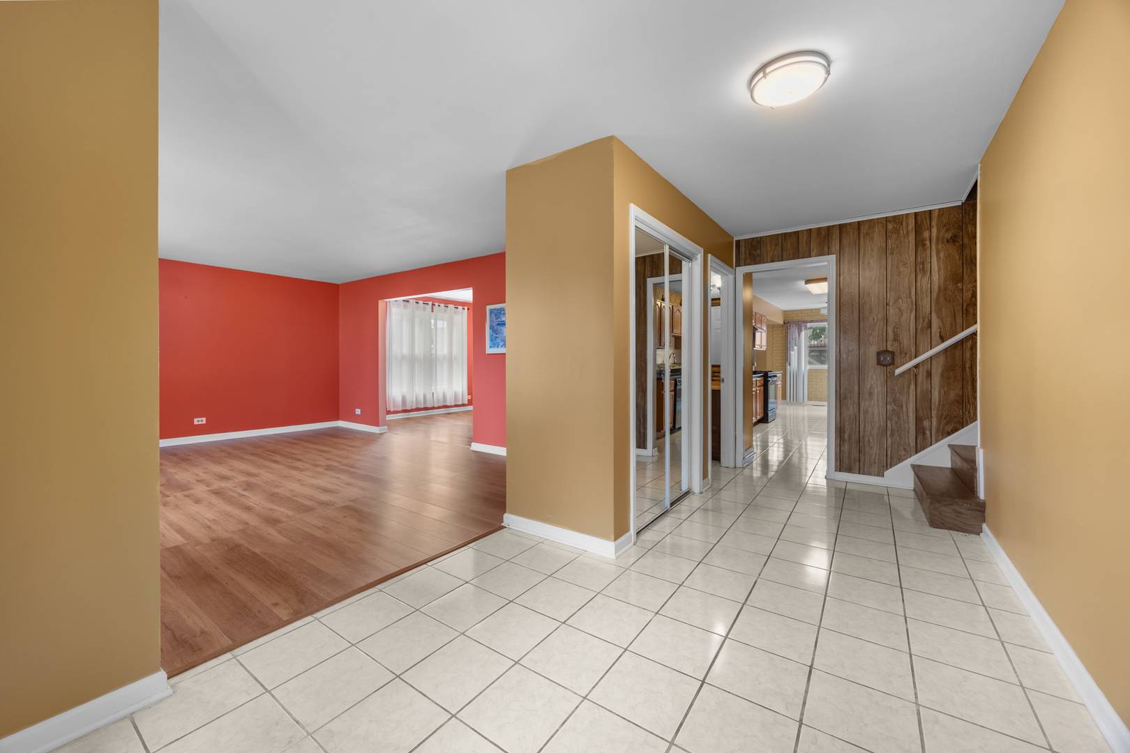 Glendale Heights, IL 60139,155 Hesterman DR