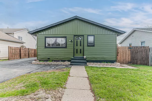 2105 Prospect AVE, North Chicago, IL 60064