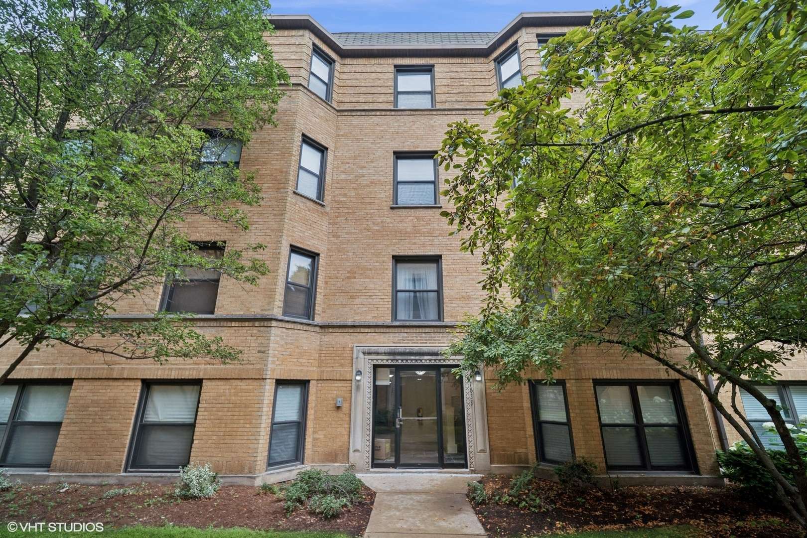 7639 N Greenview AVE #1E, Chicago, IL 60626