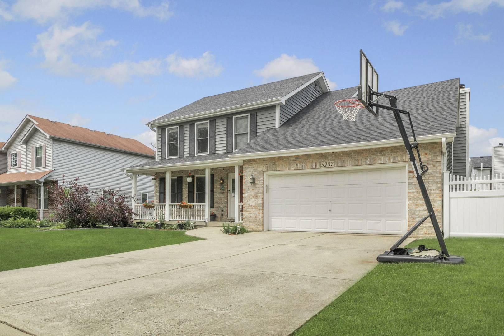 Plainfield, IL 60586,5207 Sunmeadow DR