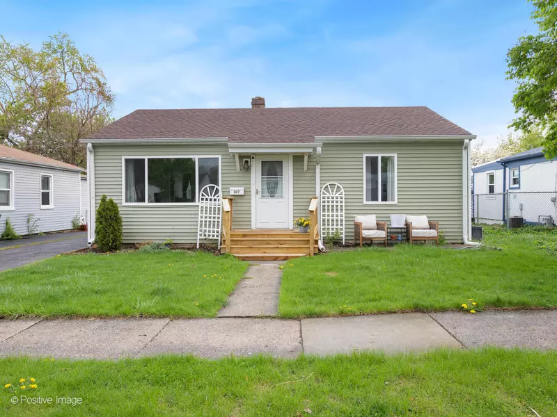 307 N Schubert ST, Palatine, IL 60067