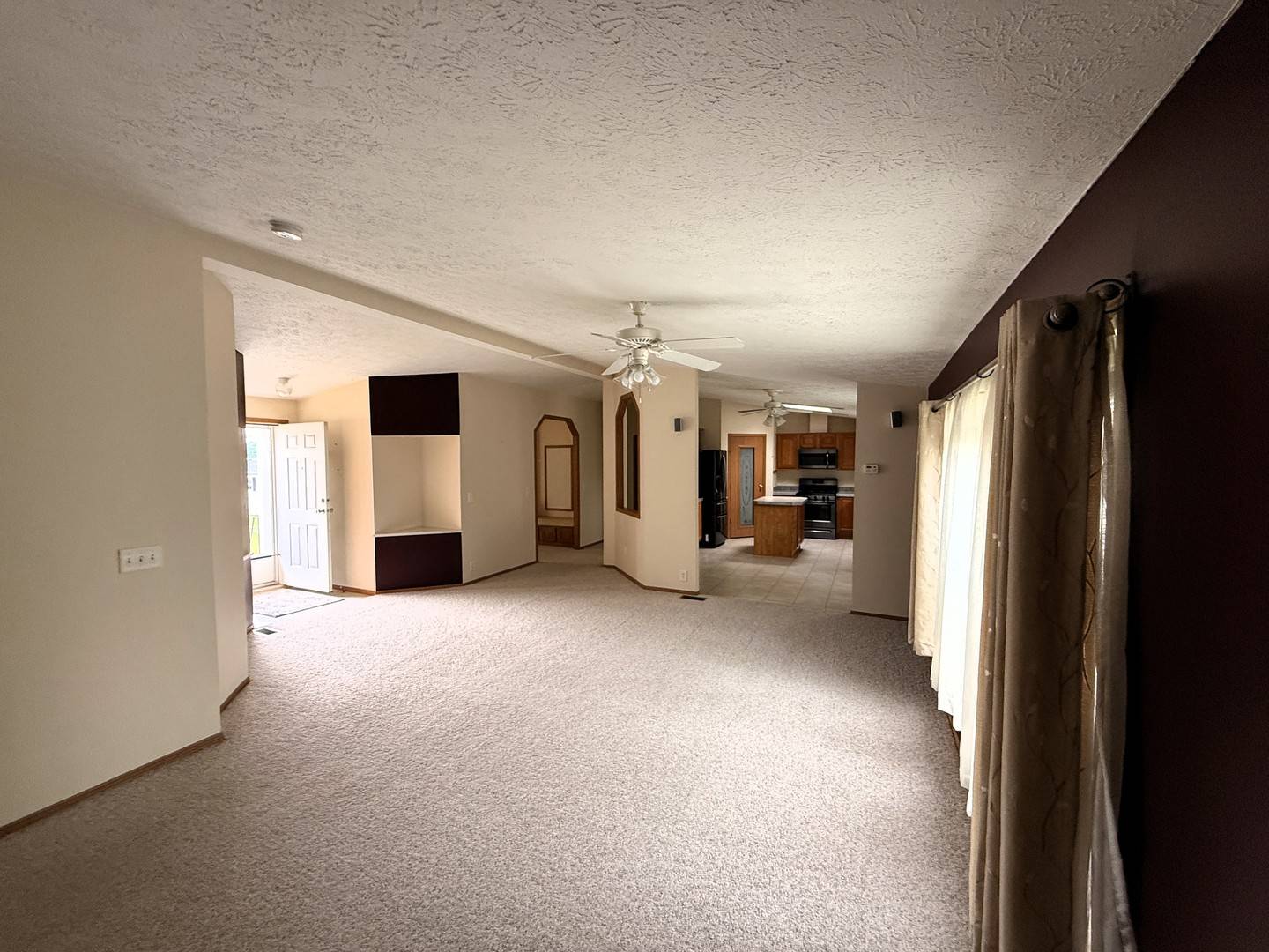 Belvidere, IL 61008,2049 Sunset LN