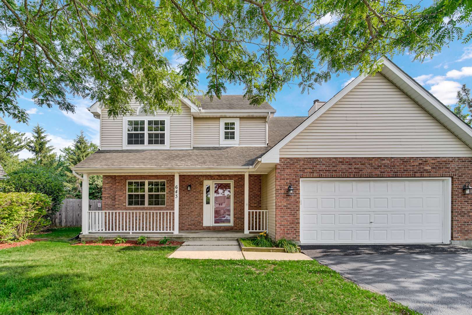 Lindenhurst, IL 60046,643 N Bridgeport TER