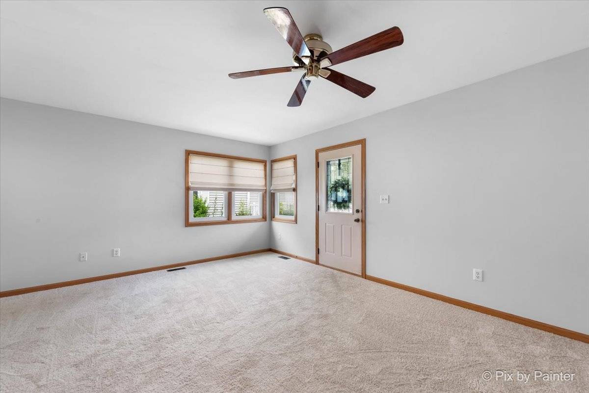 North Aurora, IL 60542,40 S Juniper DR