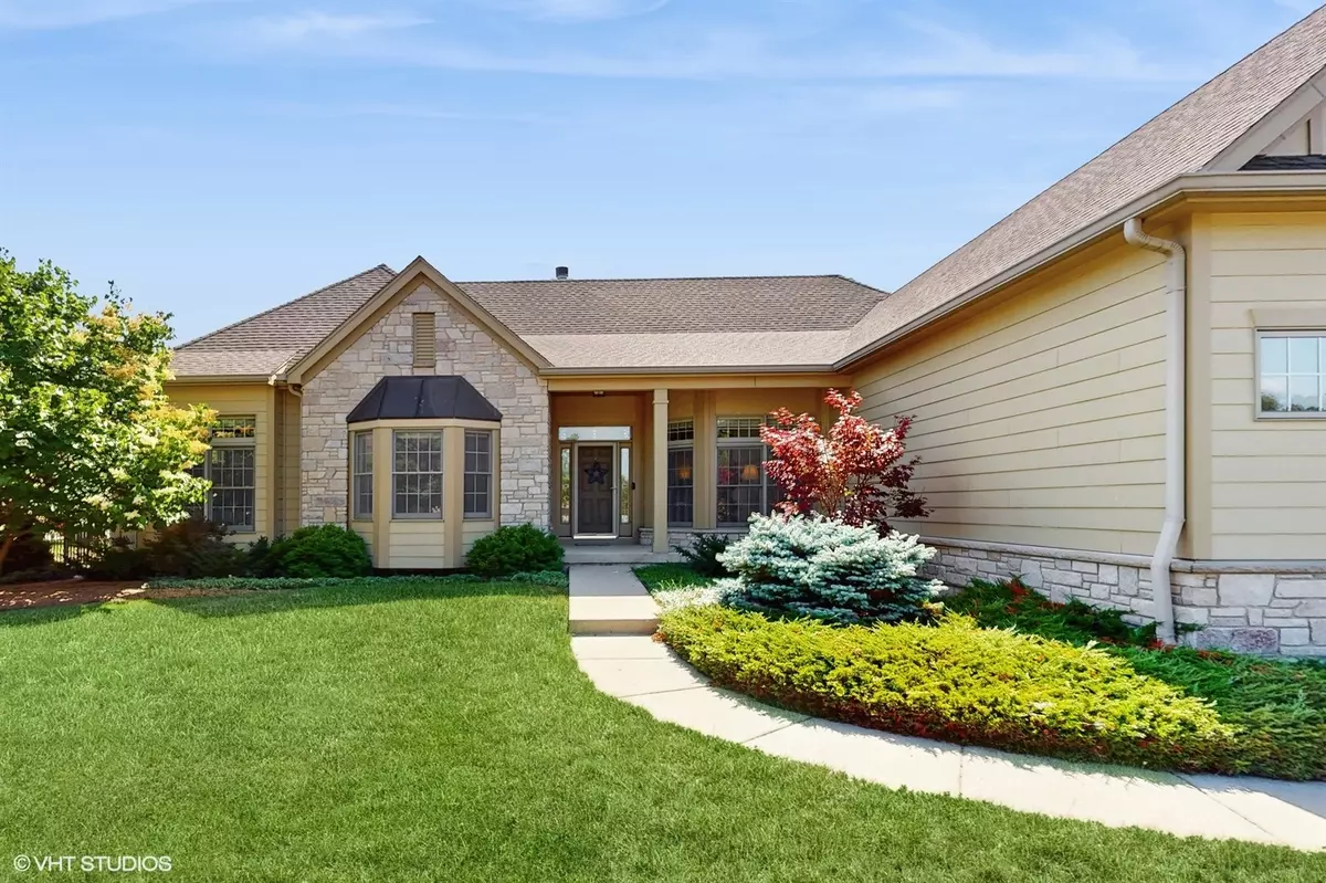 Algonquin, IL 60102,870 Legacy Ridge