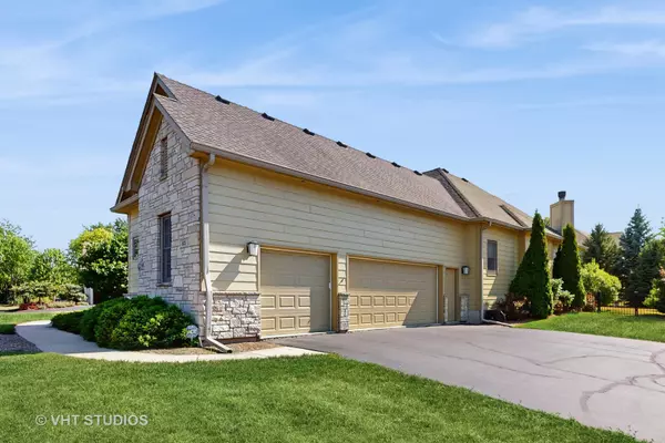 Algonquin, IL 60102,870 Legacy Ridge