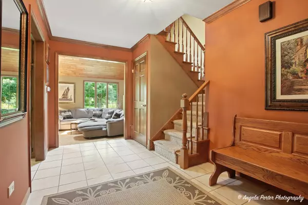 Spring Grove, IL 60081,1815 Vineyard LN