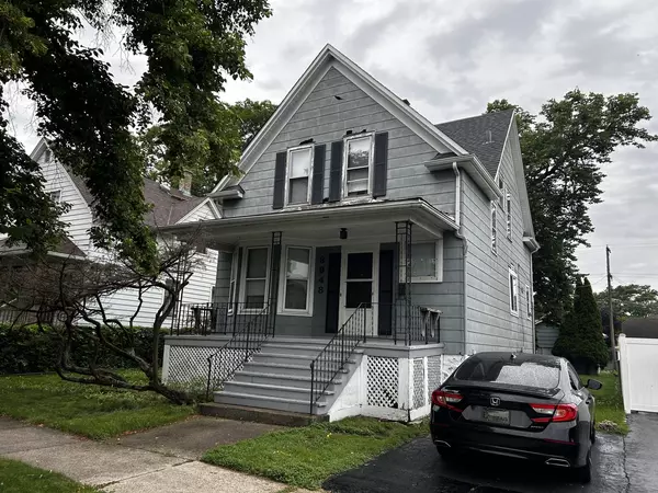 3948 Amelia AVE, Lyons, IL 60534