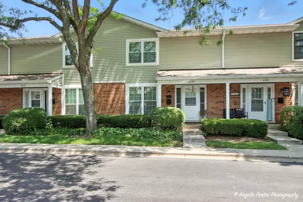 4179 Brentwood LN, Waukegan, IL 60087