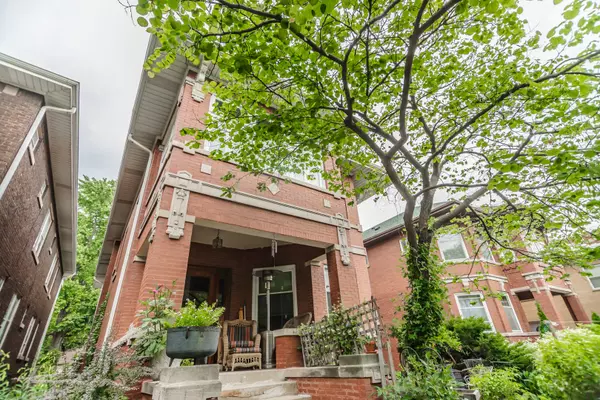Oak Park, IL 60302,334 S Oak Park Ave AVE #2