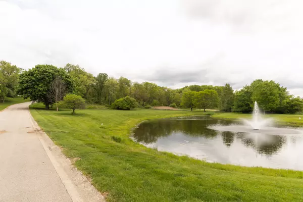 Barrington Hills, IL 60010,1100 Juliano CT