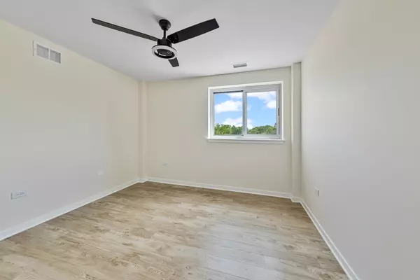 Calumet City, IL 60409,200 Park AVE #435