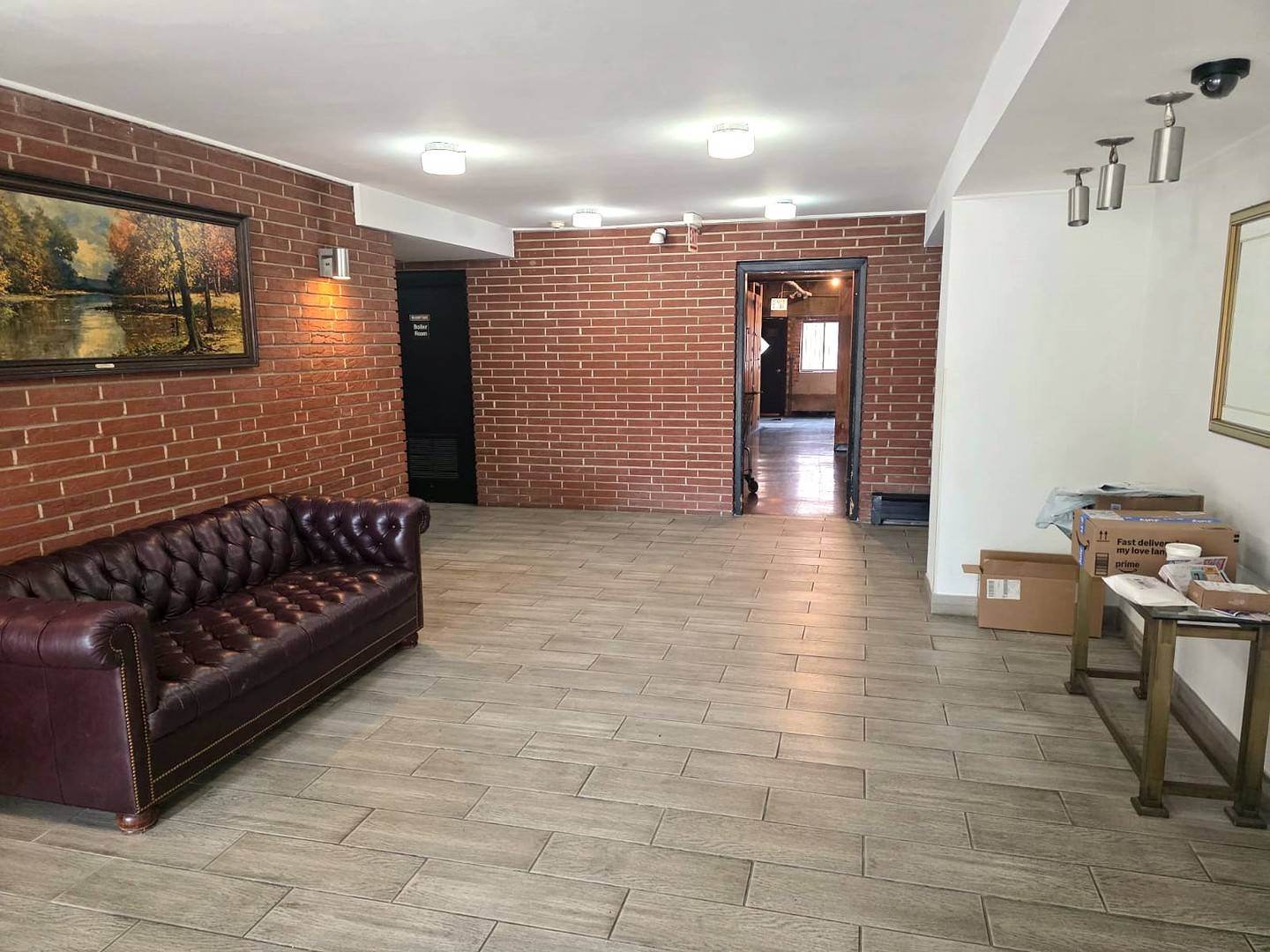 Chicago, IL 60659,6040 N Troy ST #306