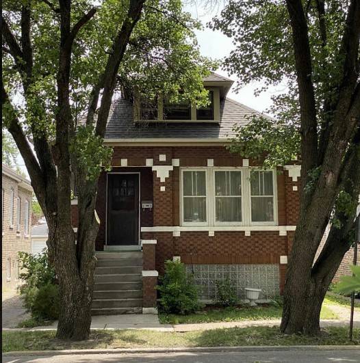 2411 Ridgeland AVE, Berwyn, IL 60402