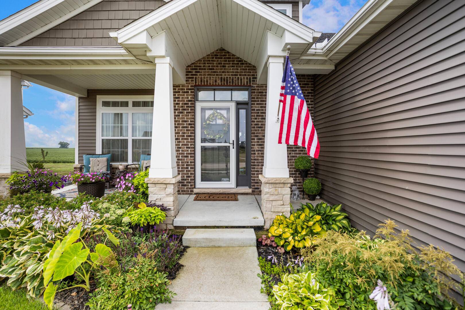 Savoy, IL 61874,97 Shiloh DR