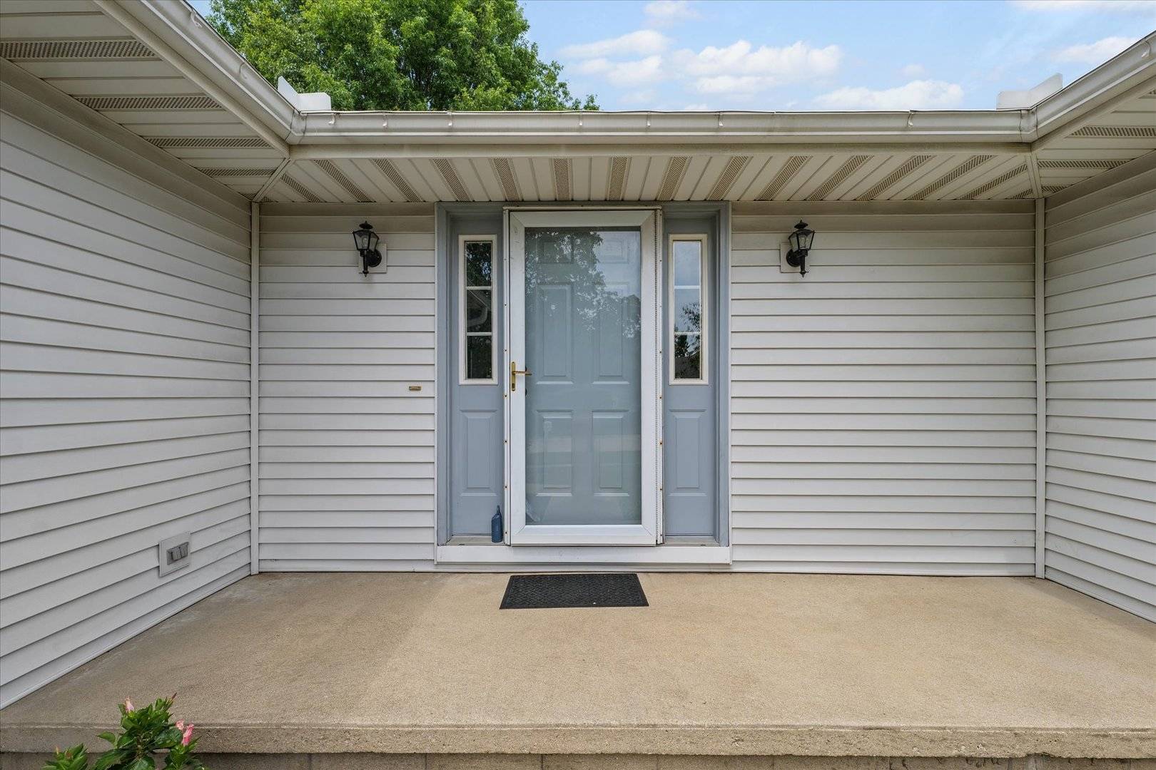 Champaign, IL 61822,4108 Englewood DR