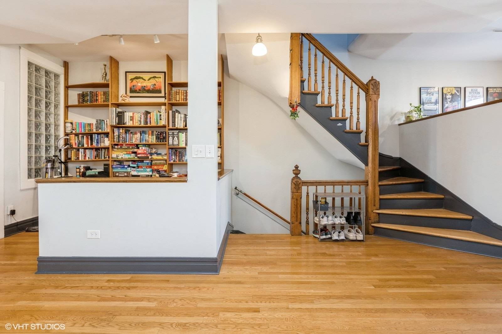 Chicago, IL 60642,1433 W Chicago AVE #APARTMENT