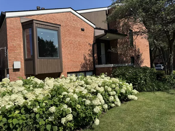 Oak Brook, IL 60523,19W286 Governors TRL #0
