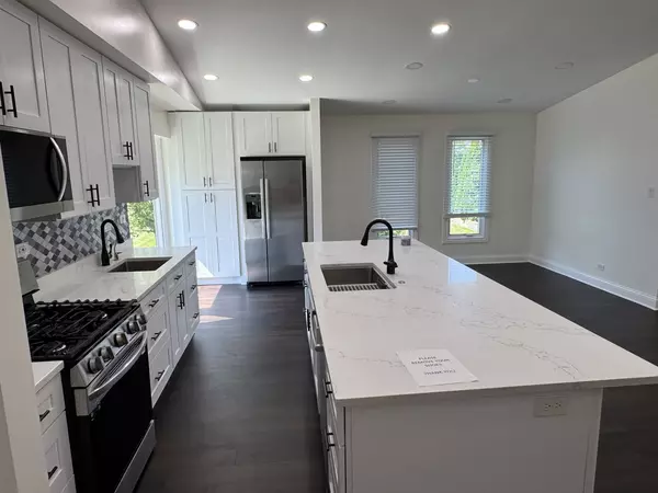 Oak Brook, IL 60523,19W286 Governors TRL #0