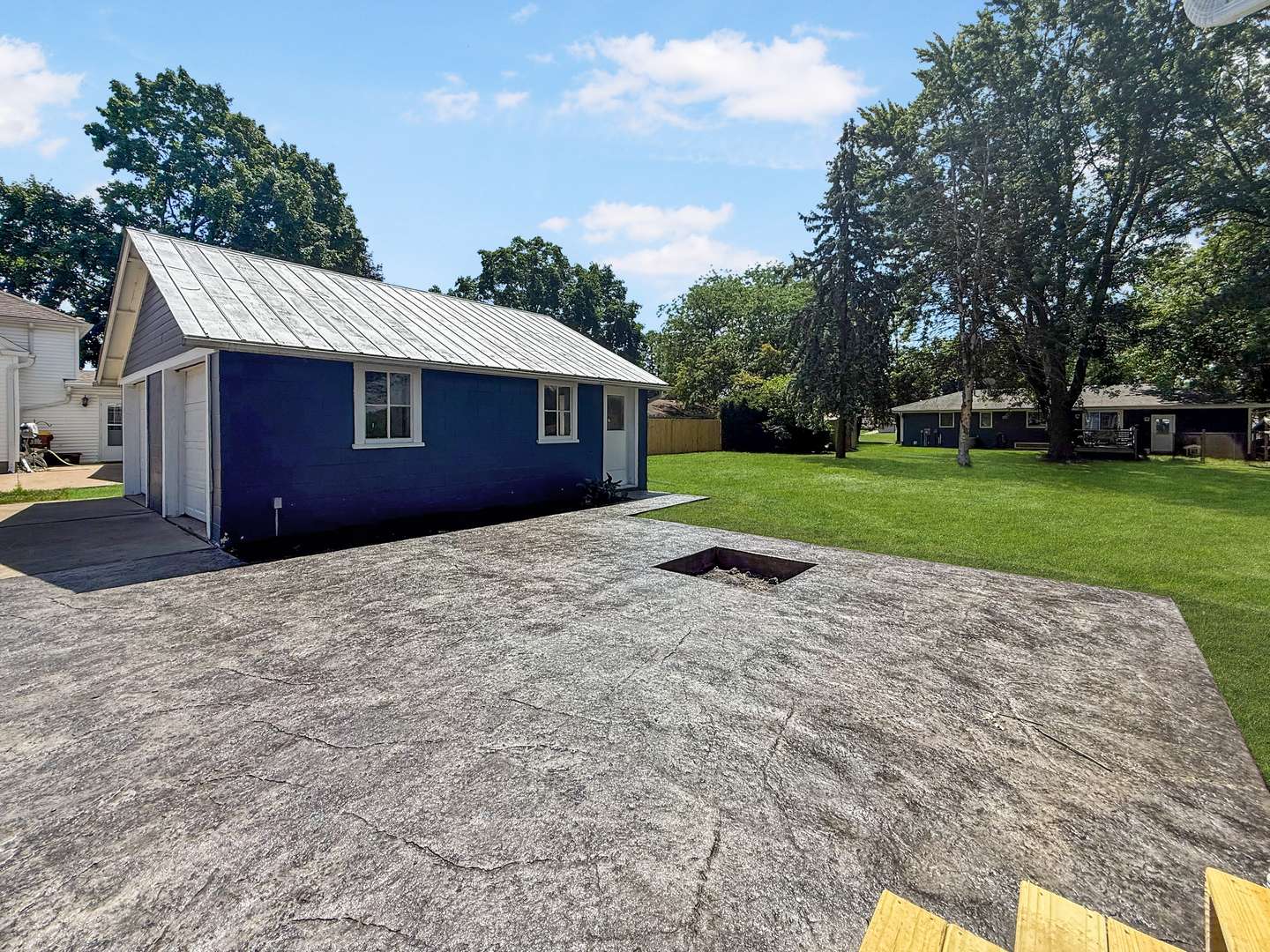 Pearl City, IL 61062,309 W South ST