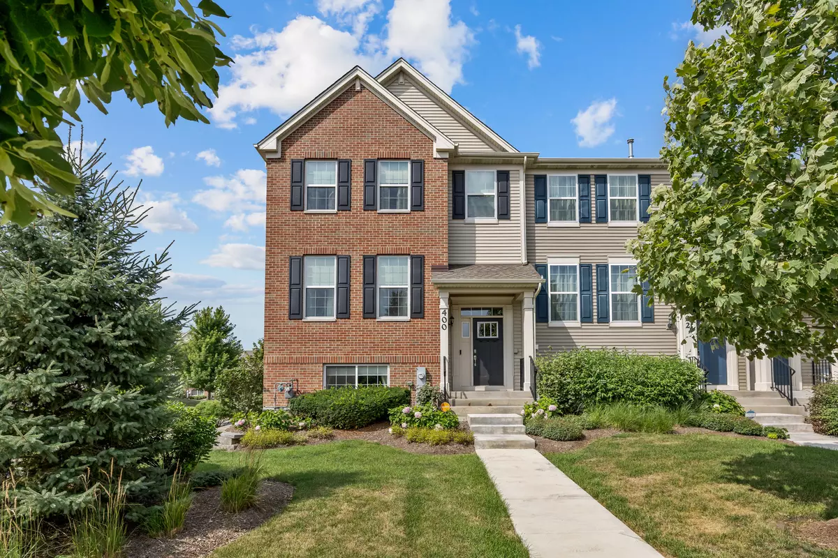 Oswego, IL 60543,400 Shadow CT