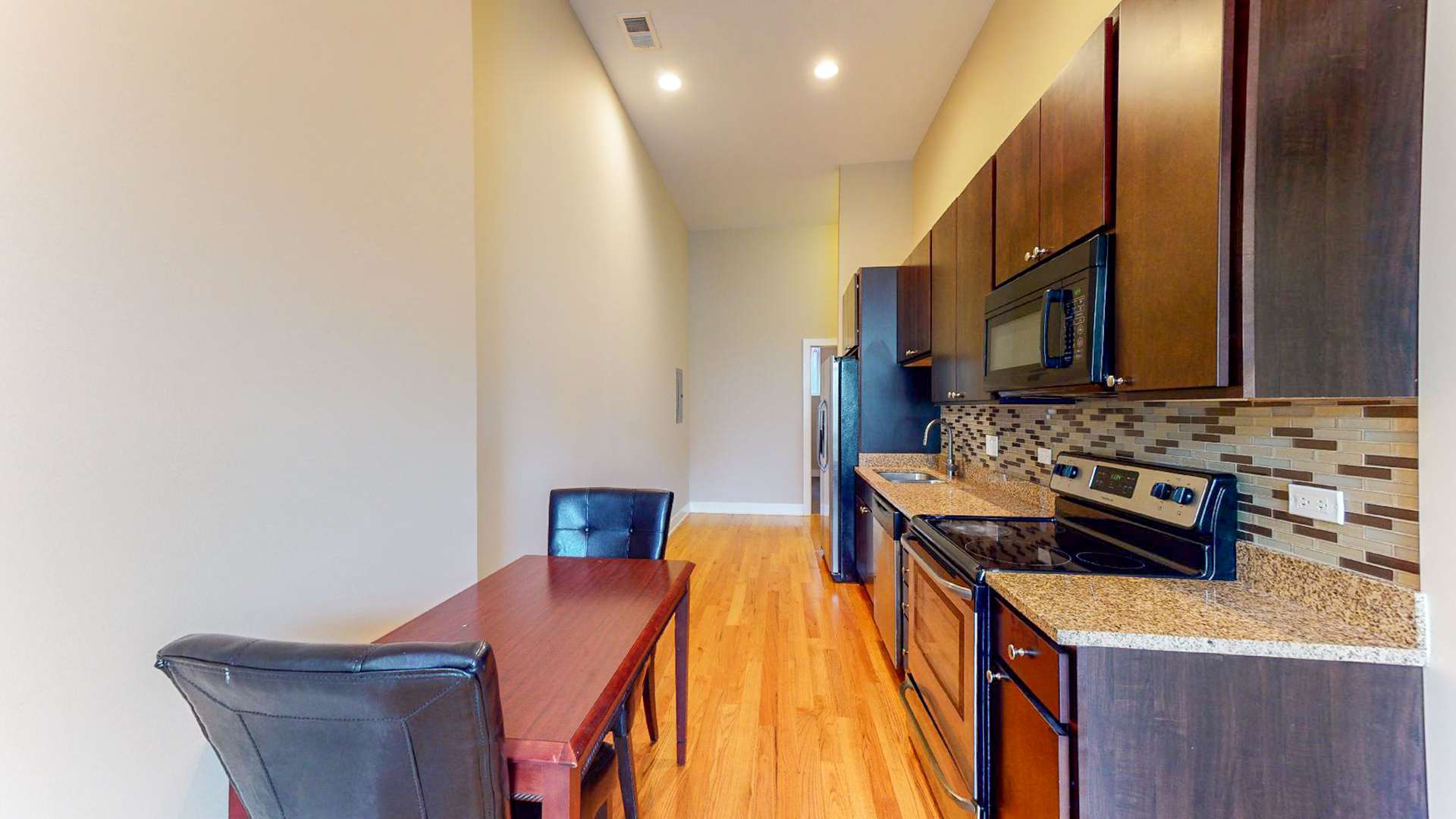 Chicago, IL 60616,3140 S Indiana AVE #106