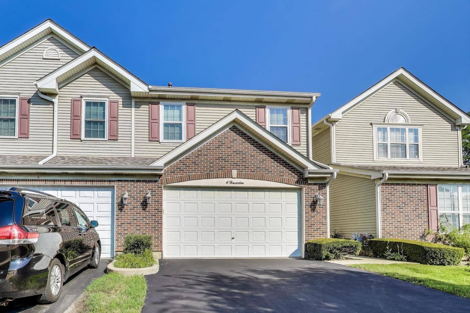 4 Haverton CT, Streamwood, IL 60107