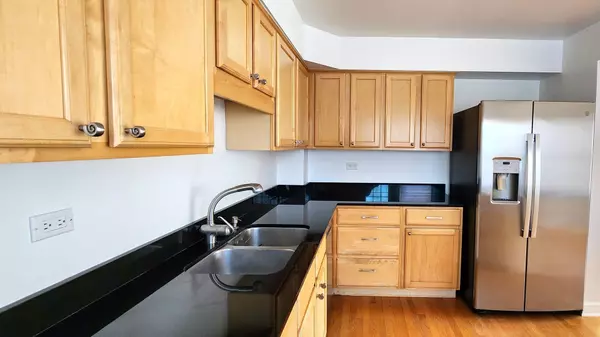 Chicago, IL 60625,5448 N Washtenaw AVE